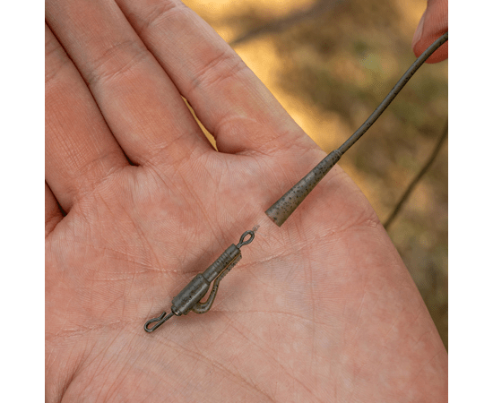 Immagine di Avid Outline FleckTone Fused Lead QC Clips, per carpfishing venduto da Carpela