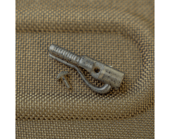 Immagine di Avid Outline FleckTone Pinned Lead Clips, per carpfishing venduto da Carpela
